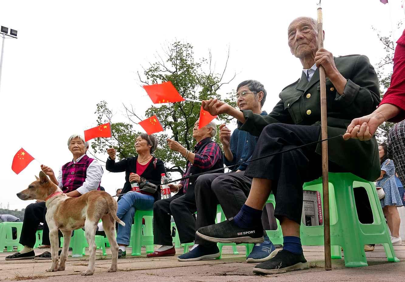 亿纬锂能(300014.SZ):截至2024年1月19日,公司合并普通账户和融资融券信用账户的股东人数为165928